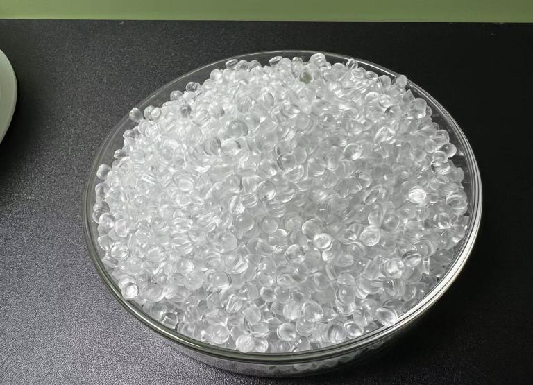 PVC制品（如医用导管、精密配件）需采用低温加工工艺